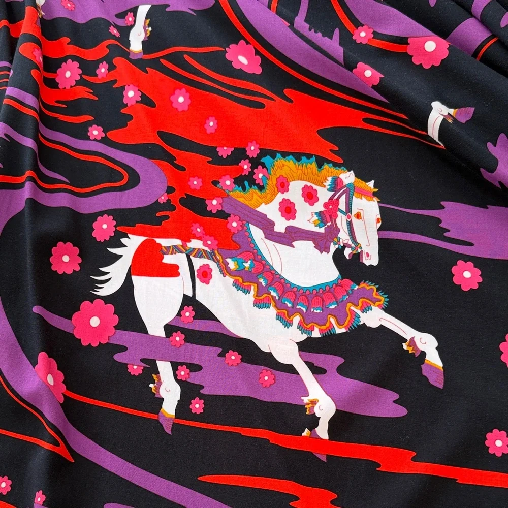 Trashy Diva Skirt with unique Horse Print - Picture 2 of 6